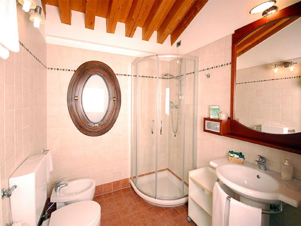 Hotel Dolcemela à Ferrare Chambre photo